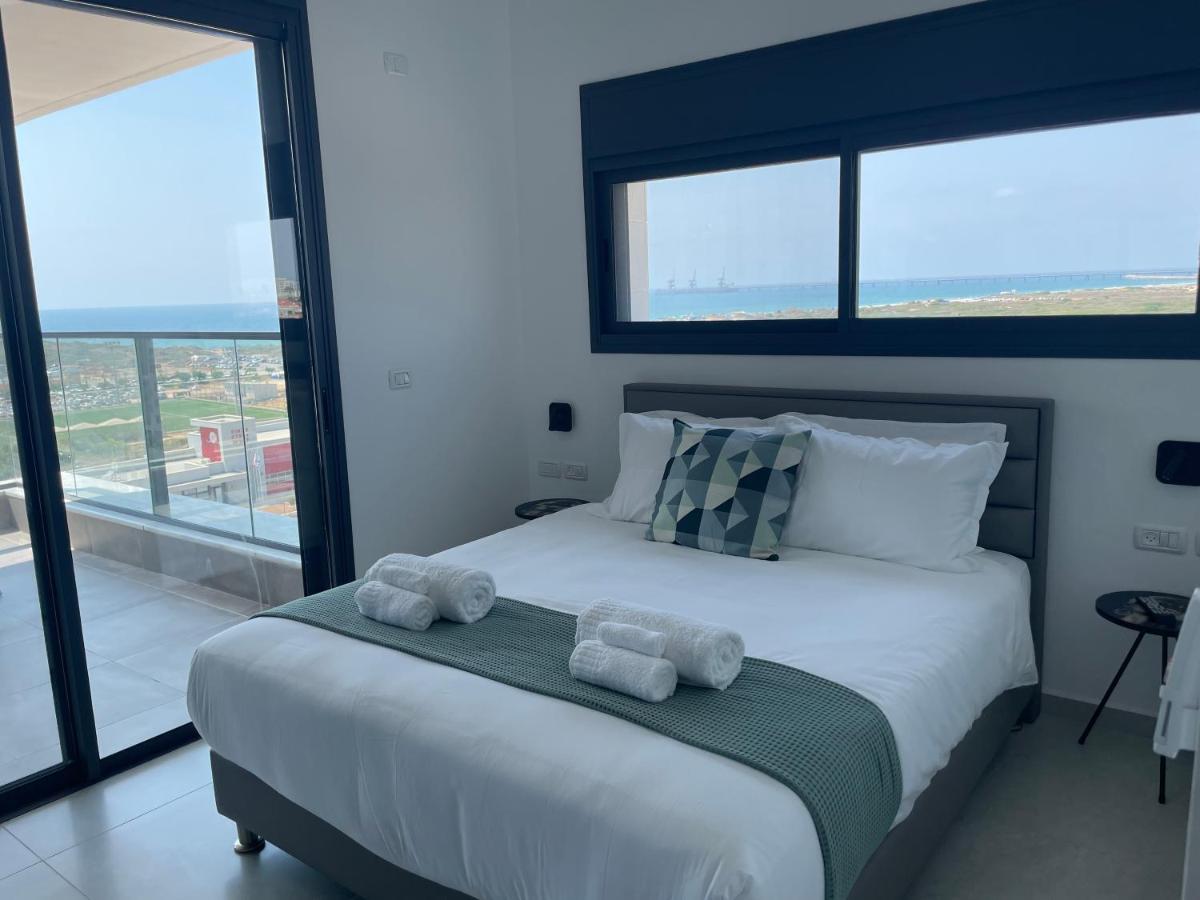 #דירת יוקרה על הים Sunset Beach Apartment# Givat Olga Экстерьер фото