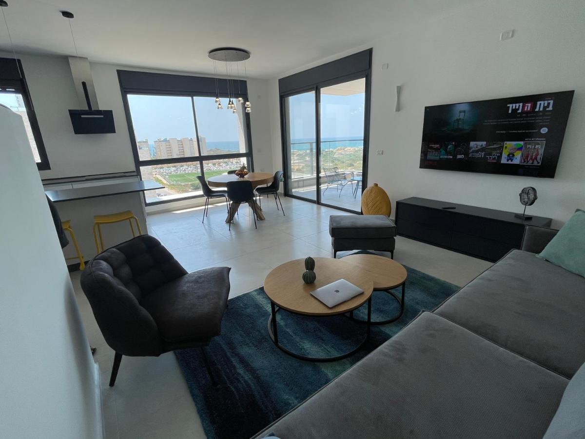 #דירת יוקרה על הים Sunset Beach Apartment# Givat Olga Экстерьер фото
