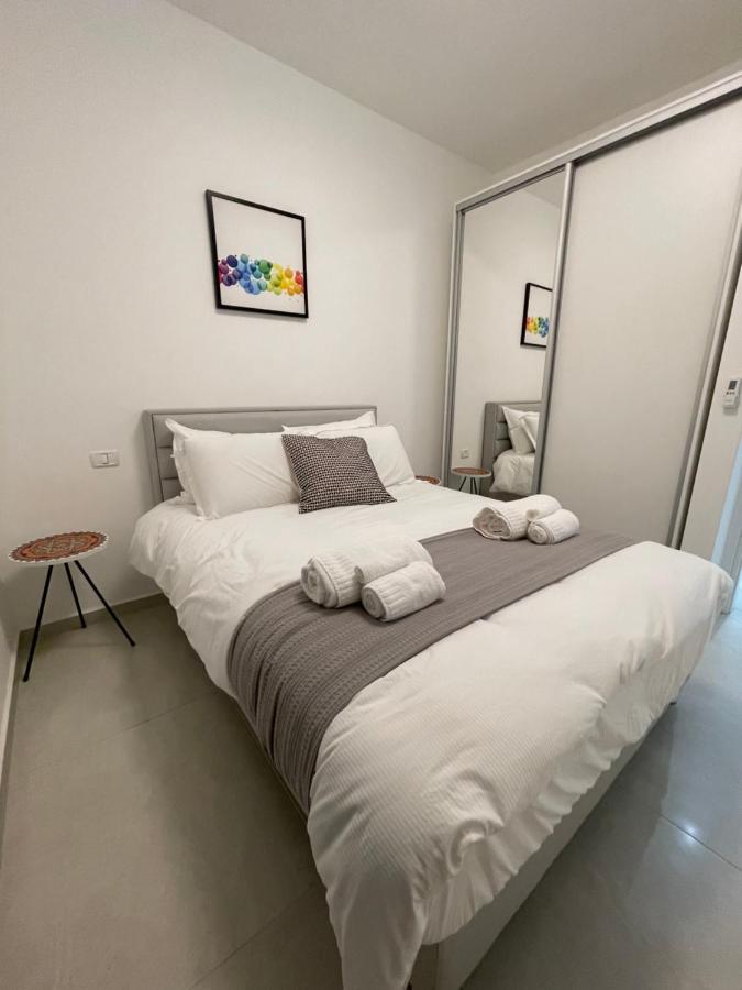 #דירת יוקרה על הים Sunset Beach Apartment# Givat Olga Экстерьер фото