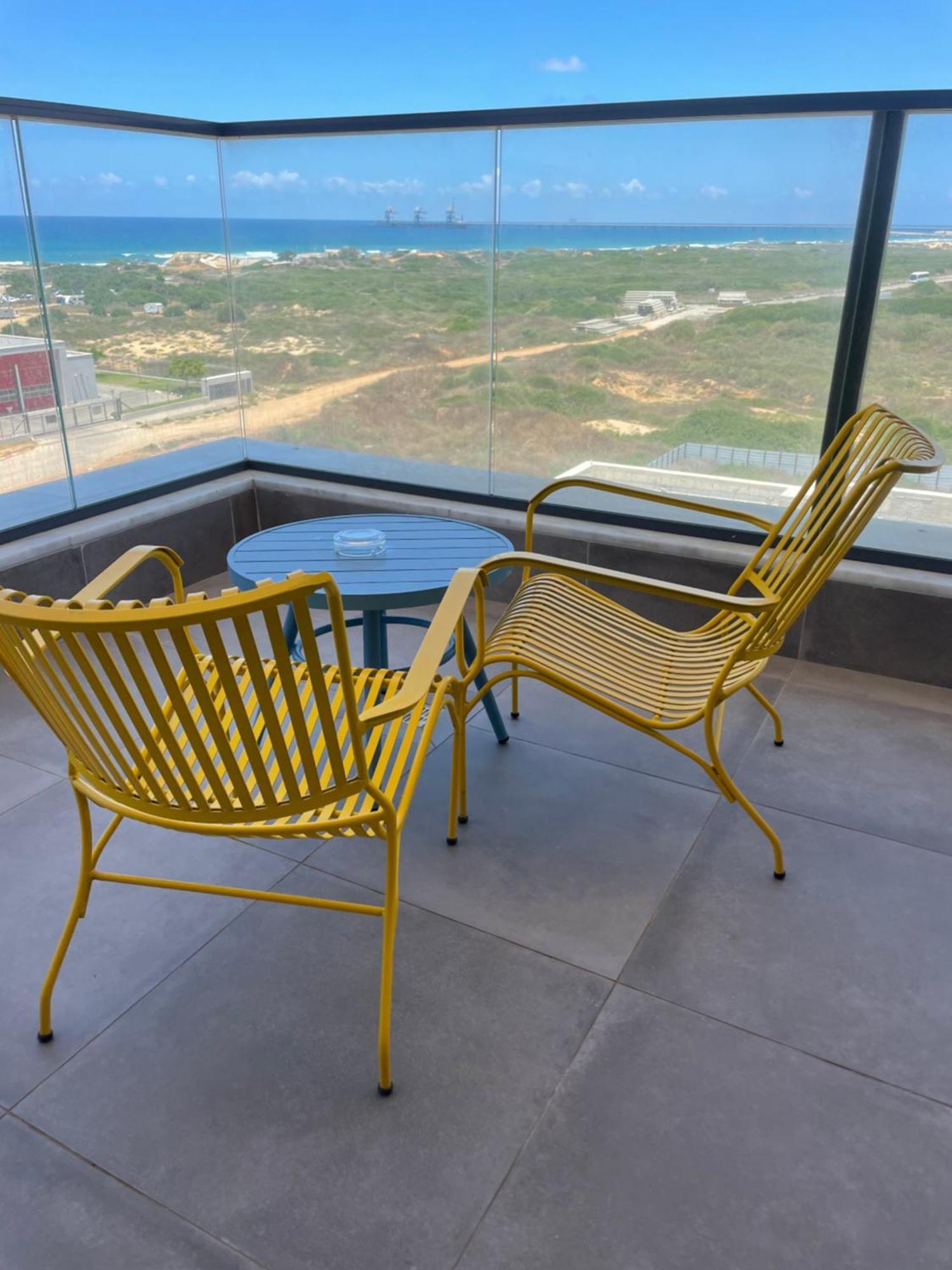 #דירת יוקרה על הים Sunset Beach Apartment# Givat Olga Экстерьер фото